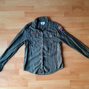 American Eagle Light Blouse